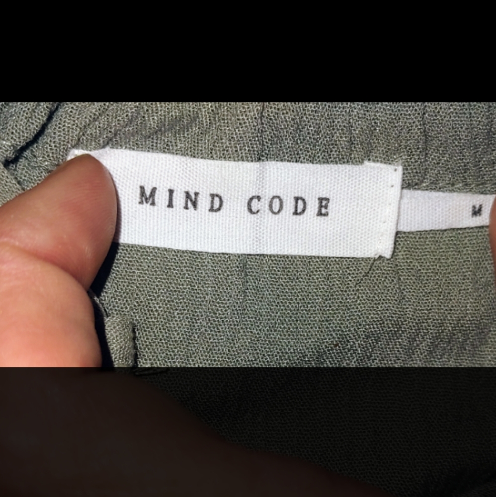 Mind Code halter top - Picture 7 of 7